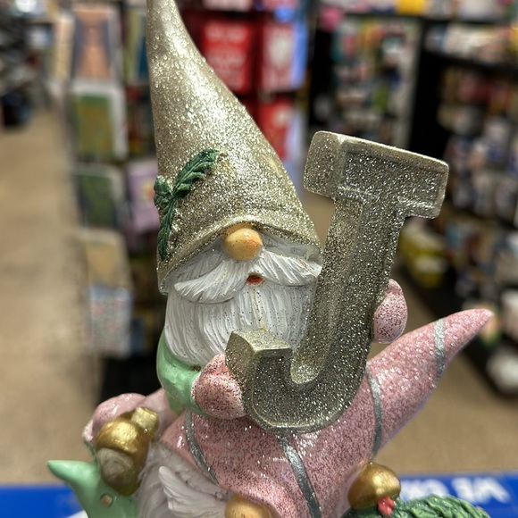 Joy Christmas Gnomes - Picture 3 of 7